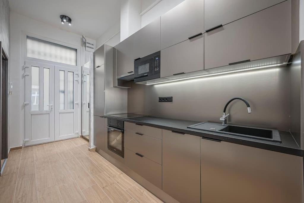 Apartment Exclusive Downtown With Ac *