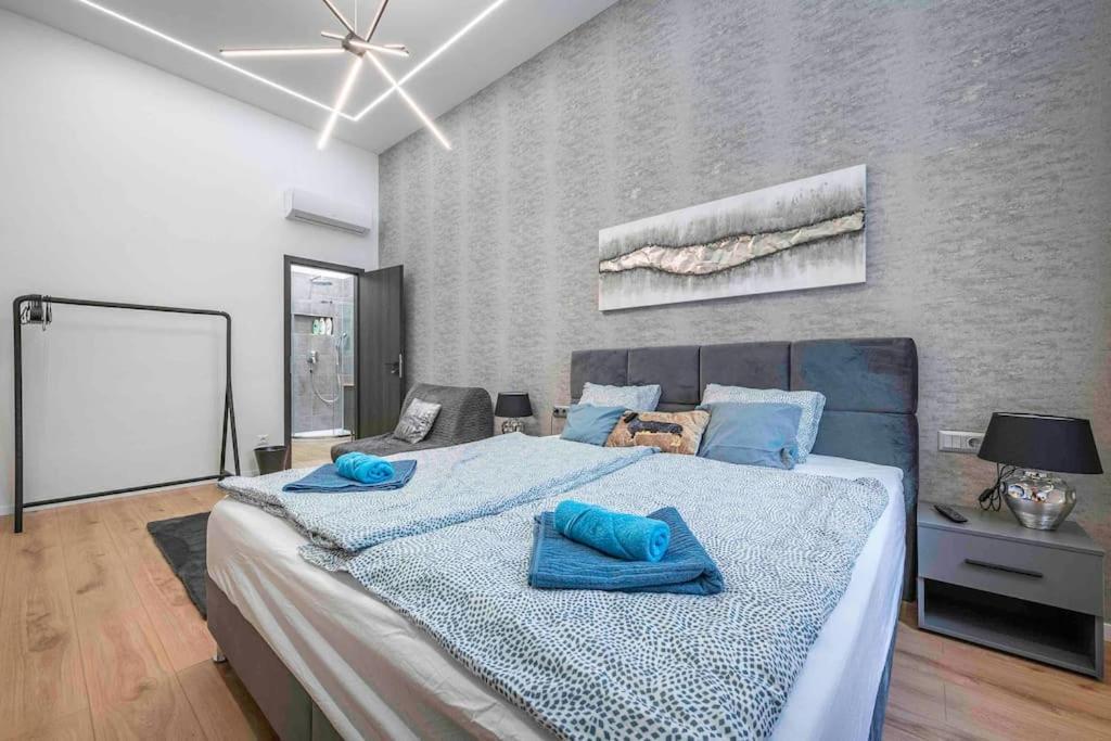 Exclusive Downtown With Ac Apartment Budapest